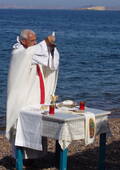 Père Dominique Faure celebrating Mass