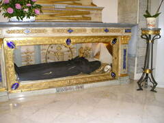 The tomb of Saint Catherine Labouré